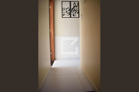 Casa para alugar com 69m², 2 quartos e 1 vagaCorredor