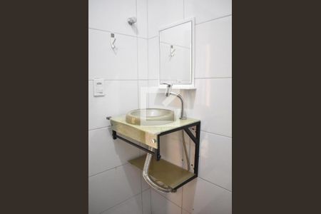 Casa para alugar com 69m², 2 quartos e 1 vagaBanheiro