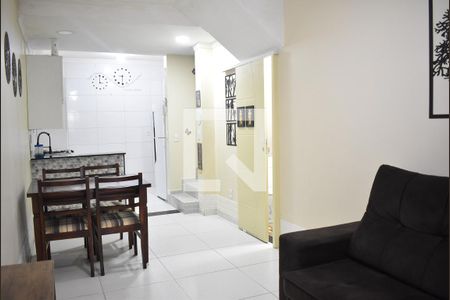 Sala de casa para alugar com 2 quartos, 69m² em Campo Grande, Rio de Janeiro
