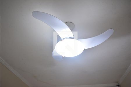 Sala - Ventilador de Teto de casa para alugar com 2 quartos, 69m² em Campo Grande, Rio de Janeiro