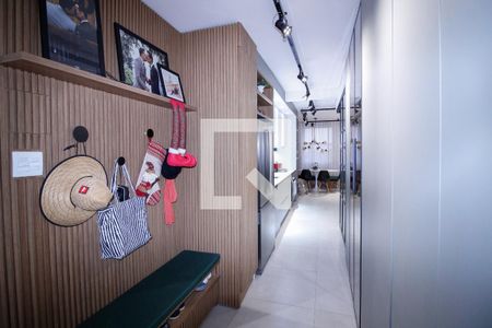 Corredor de Entrada de apartamento à venda com 1 quarto, 54m² em Centro, Rio de Janeiro