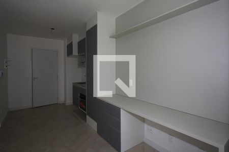 Sala/Cozinha de kitnet/studio para alugar com 1 quarto, 31m² em Pinheiros, São Paulo