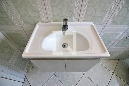 Casa à venda com 140m², 2 quartos e 2 vagasBanheiro Social