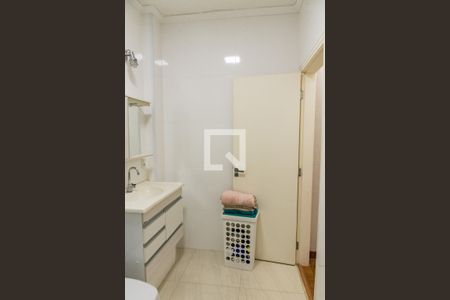 Apartamento à venda com 123m², 2 quartos e sem vagaBanheiro da suíte