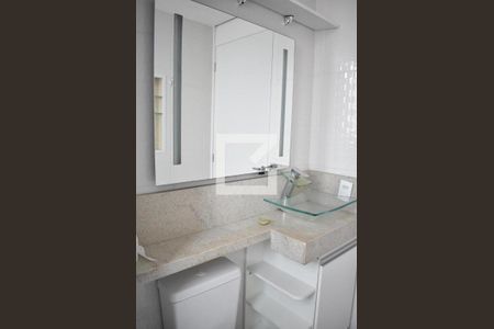 Apartamento para alugar com 42m², 2 quartos e 1 vagaBanheiro