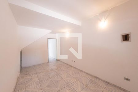 Sala de casa para alugar com 2 quartos, 60m² em Jardim Jabaquara, São Paulo