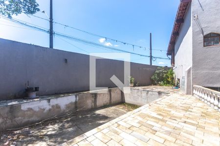Casa à venda com 280m², 3 quartos e 5 vagas Casa à venda com 280m², 3 quartos e 5 vagasPiscina