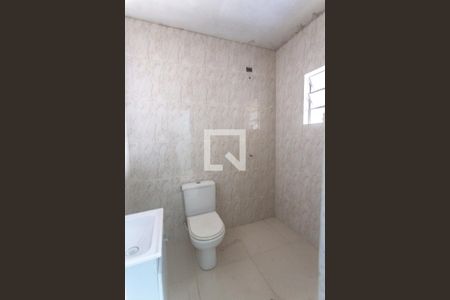 Banheiro suíte 1 de casa à venda com 3 quartos, 280m² em Baeta Neves, São Bernardo do Campo