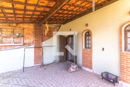Casa à venda com 280m², 3 quartos e 5 vagas Casa à venda com 280m², 3 quartos e 5 vagasVaranda suíte 2