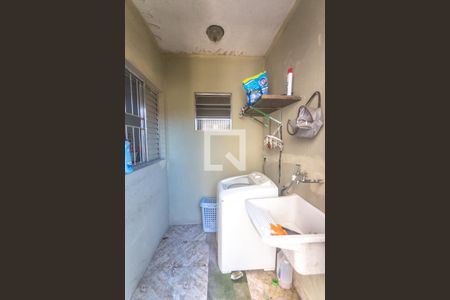 Casa à venda com 280m², 3 quartos e 5 vagas Casa à venda com 280m², 3 quartos e 5 vagasÁrea de serviço