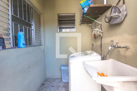 Casa à venda com 280m², 3 quartos e 5 vagas Casa à venda com 280m², 3 quartos e 5 vagasÁrea de serviço