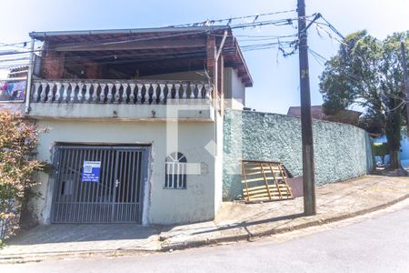Fachada de casa à venda com 3 quartos, 280m² em Baeta Neves, São Bernardo do Campo