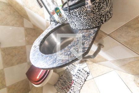 Casa à venda com 280m², 3 quartos e 5 vagas Casa à venda com 280m², 3 quartos e 5 vagasPia