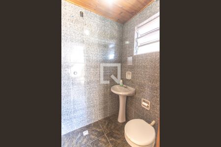 Casa à venda com 280m², 3 quartos e 5 vagas Casa à venda com 280m², 3 quartos e 5 vagasBanheiro de serviço