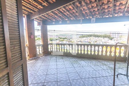 Varanda suíte 2 de casa à venda com 3 quartos, 280m² em Baeta Neves, São Bernardo do Campo