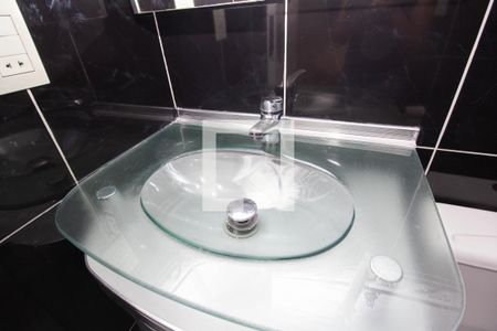 Apartamento para alugar com 60m², 2 quartos e 1 vaga Apartamento para alugar com 60m², 2 quartos e 1 vagaBanheiro da Suíte