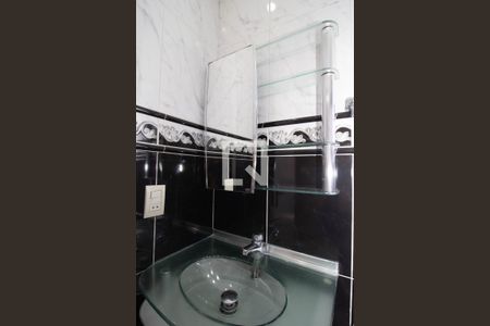 Apartamento para alugar com 60m², 2 quartos e 1 vaga Apartamento para alugar com 60m², 2 quartos e 1 vagaBanheiro da Suíte