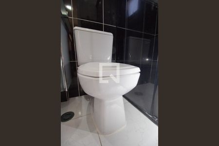 Apartamento para alugar com 60m², 2 quartos e 1 vaga Apartamento para alugar com 60m², 2 quartos e 1 vagaBanheiro da Suíte