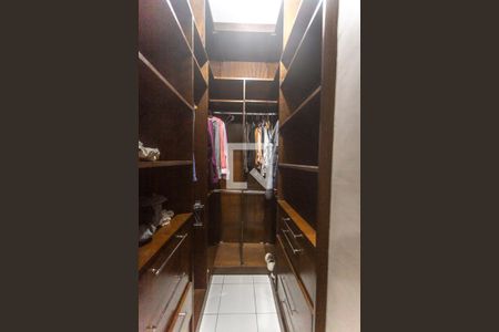 Casa para alugar com 386m², 3 quartos e 6 vagasSuíte 3