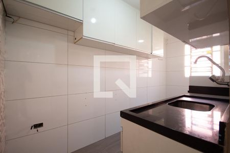 Apartamento para alugar com 50m², 2 quartos e 1 vaga Apartamento para alugar com 50m², 2 quartos e 1 vagaCozinha e Área de Serviço