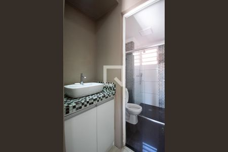 Apartamento para alugar com 50m², 2 quartos e 1 vaga Apartamento para alugar com 50m², 2 quartos e 1 vagaBanheiro