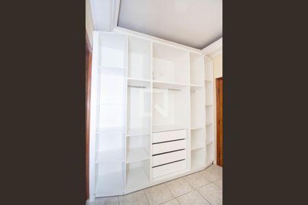 Quarto Armários  de apartamento para alugar com 1 quarto, 20m² em Jardim Cidade Pirituba, São Paulo