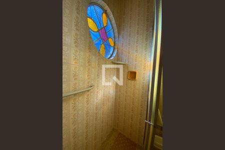 Casa à venda com 242m², 3 quartos e 3 vagasBanheiro