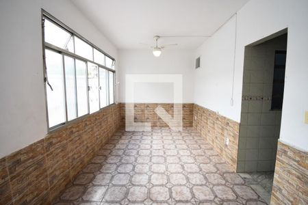 Sala de casa para alugar com 2 quartos, 20m² em Cachambi, Rio de Janeiro