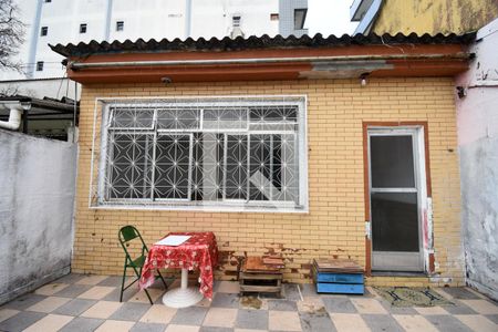 Casa para alugar com 20m², 2 quartos e 1 vagaFachada