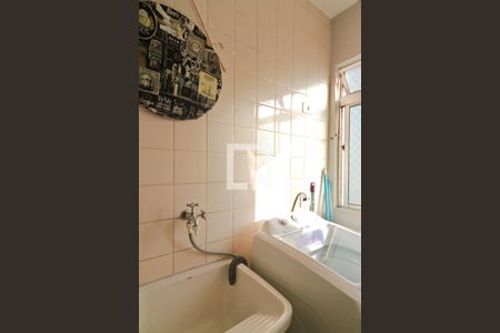 Apartamento à venda com 44m², 2 quartos e 1 vaga Apartamento à venda com 44m², 2 quartos e 1 vagaÁrea de Serviço