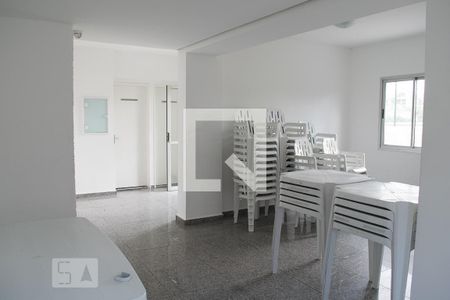 Apartamento à venda com 44m², 2 quartos e 1 vaga Apartamento à venda com 44m², 2 quartos e 1 vagaÁrea comum - Salão de festas