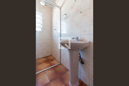 Casa à venda com 250m², 3 quartos e 1 vaga Casa à venda com 250m², 3 quartos e 1 vagaBanheiro Corredor