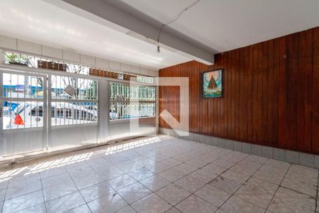 Casa à venda com 250m², 3 quartos e 1 vaga Casa à venda com 250m², 3 quartos e 1 vagaGaragem