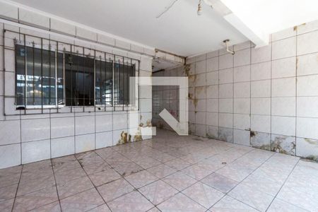 Casa à venda com 250m², 3 quartos e 1 vaga Casa à venda com 250m², 3 quartos e 1 vagaGaragem