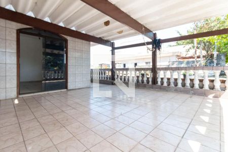 Casa à venda com 250m², 3 quartos e 1 vaga Casa à venda com 250m², 3 quartos e 1 vagaVaranda Quarto 3 - Suite