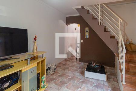 Sala de TV de casa para alugar com 3 quartos, 250m² em Vila São Paulo, Ferraz de Vasconcelos