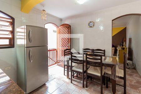 Casa para alugar com 250m², 3 quartos e 2 vagasCozinha