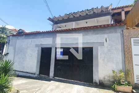 Casa para alugar com 128m², 3 quartos e 2 vagasFachada