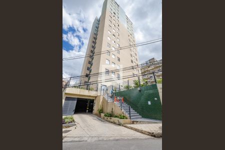 Apartamento para alugar com 75m², 2 quartos e 1 vagaFachada