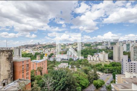 Sala de apartamento para alugar com 2 quartos, 75m² em Buritis, Belo Horizonte