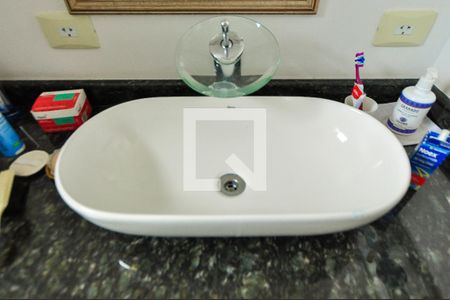 Apartamento à venda com 92m², 3 quartos e 1 vagaBanheiro do Quarto 2