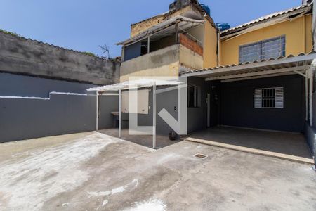 Casa para alugar com 50m², 2 quartos e 2 vagas Casa para alugar com 50m², 2 quartos e 2 vagasÁrea Externa