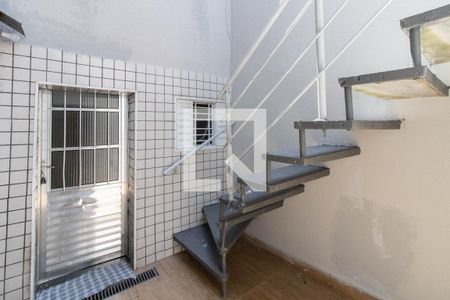 Casa para alugar com 50m², 2 quartos e 2 vagas Casa para alugar com 50m², 2 quartos e 2 vagasEntrada