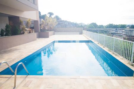 Apartamento à venda com 90m², 2 quartos e 1 vagaÁrea comum - Piscina
