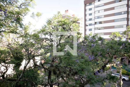 Sala Vista de apartamento à venda com 3 quartos, 130m² em Petrópolis, Porto Alegre