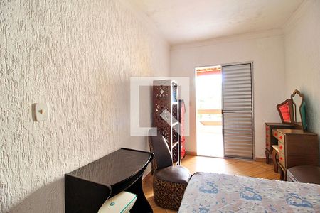 Casa à venda com 222m², 3 quartos e 2 vagasQuarto 2
