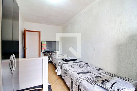 Casa à venda com 222m², 3 quartos e 2 vagasQuarto 3