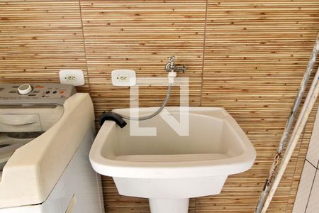 Casa à venda com 222m², 3 quartos e 2 vagasÁrea de Serviço