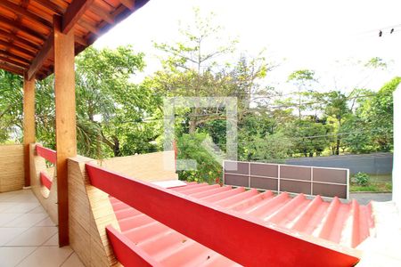 Casa à venda com 222m², 3 quartos e 2 vagasVaranda 