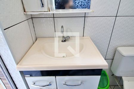 Casa à venda com 222m², 3 quartos e 2 vagasBanheiro 2